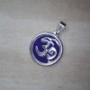 DIJE DE ACERO MEDALLA ESMALTADA 23 MM VIOLETA OHM