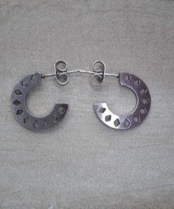 ARO DE ACERO ARGOLLA REDONDA 15 MM ROMBO CALADO CON FRU FRU