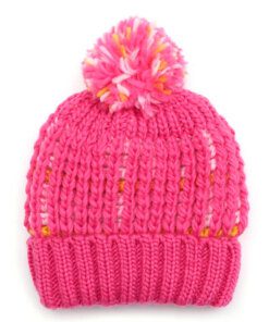 GORRO TEJIDO CON POMPÓN Y PIEL EN SU INTERIOR COLOR FUCSIA