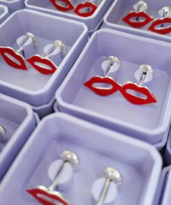 ABRIDOR PLATA ESMALTADO BOCA ROJA