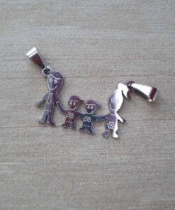 DIJE DE ACERO FAMILIA CON 2 NENES. 25 X 16 MM