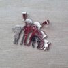 DIJE DE ACERO FAMILIA CON 2 NENAS Y 1 PERRO. 36 X 23 MM
