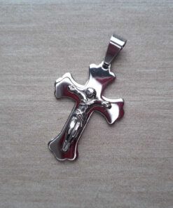 DIJE DE ACERO CRUZ CON CRISTO 25 X 35 MM