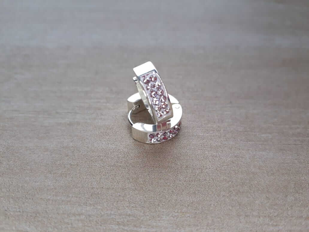 ARO DE ACERO BLANCO ARGOLLA CON BISAGRA 4 MM X 13 MM CON STRASS BLANCO