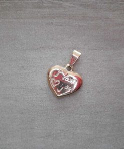 DIJE DE ACERO DORADO CORAZÓN CON LEYENDA "I LOVE YOU" . MEDIDA 17 MM