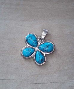 DIJE DE ACERO MARIPOSA PIEDRA TURQUESA. 27 X 24 MM