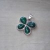 DIJE DE ACERO MARIPOSA PIEDRA VERDE. 27 X 24 MM