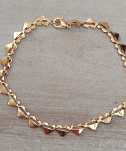 PULSERA DE ACERO DORADO ESLABÓN CONECTOR CORAZÓN CALADO. LARGO 19,5