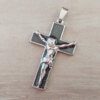DIJE DE ACERO CRUZ ENNEGRECIDA CON CRISTO. 30 X 45 MM
