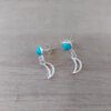 ARO DE ACERO BLANCO PASTILLA TURQUESA 7 MM CON LUNA COLGANTE