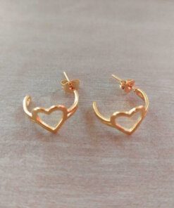 ARO DE ACERO DORADO ARGOLLA CORAZÓN CALADO CON FRU FRU. DIÁMETRO 15 MM