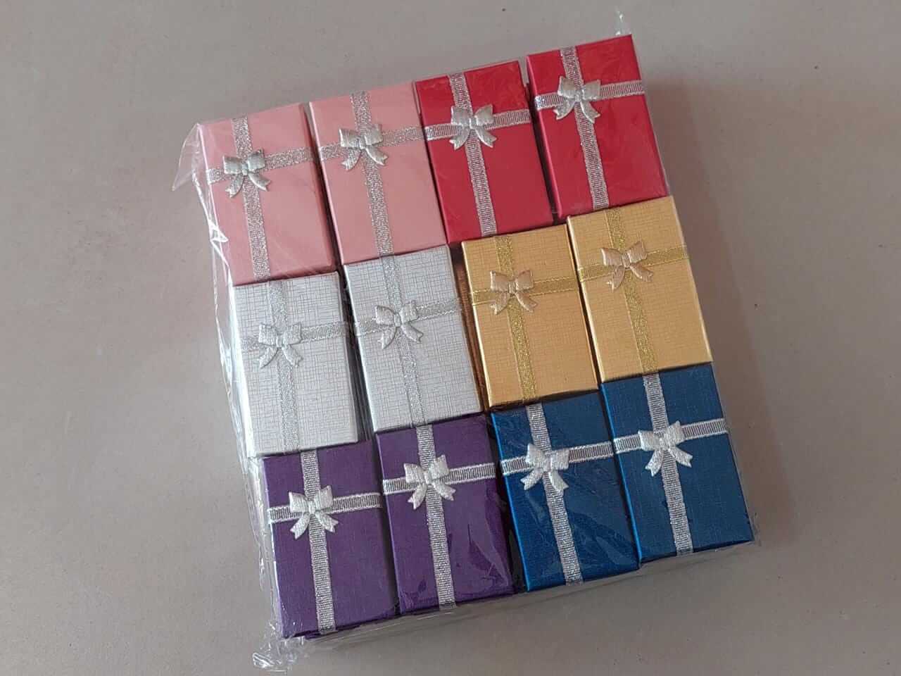 ESTUCHE PARA CONJUNTOS X 24 UNIDADES. MEDIDAS 5 X 8 CM