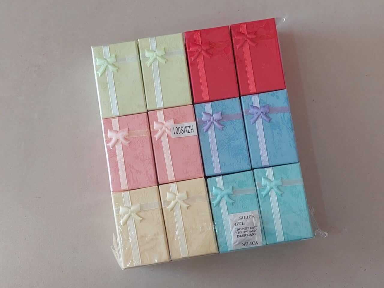 ESTUCHE PARA CONJUNTOS X 24 UNIDADES. MEDIDAS 5 X 8 CM