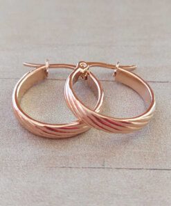 ARO ARGOLLA DE ACERO ROSÉ MEDIA CAÑA CON RAYAS LARGAS. DIÁMETRO 20 MM