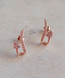 ARO PLATA BAÑADO EN ORO ROSÉ C/ZIRCONES. 5 X 15 MM. PESO APROX 1.50 GR.