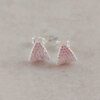 ARO PLATA TRIANGULO CURVO C/ZIRCONES. PESO APROX 1.70 GR.