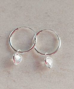 ARO PLATA ARGOLLA 1.5 X 16 MM CON DIJE CORAZÓN PUNTO DE LUZ COLGANTE. PESO APROX 1.50 GR.