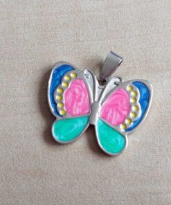 DIJE DE ACERO MARIPOSA ESMALTADA MULTICOLOR. 32 X 25 MM
