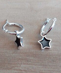 ARO DE ACERO BLANCO ARGOLLA 13 MM CON DIJE ESTRELLA ESMALTADA NEGRO