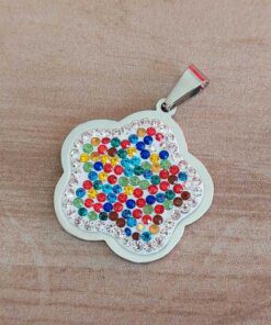 DIJE DE ACERO FLOR CON STRASS MULTICOLOR 32 X 33 MM