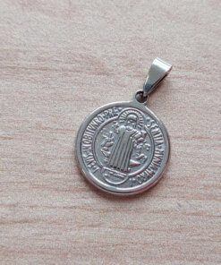 DIJE DE ACERO MEDALLA SAN BENITO 18 MM