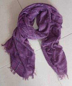 PASHMINA DEFLECADA VIOLETA CON LINEAS BLANCAS 90X180CM.