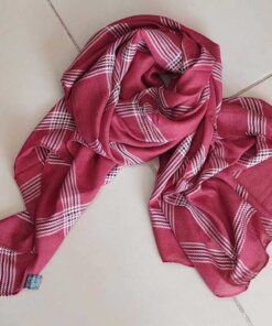 PASHMINA ESCOCESA BORDO. 90 X 180 CM.