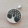 DIJE DE ACERO ARBOL DE LA VIDA ESMALTADO NEGRO 25 MM