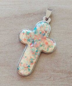 DIJE DE ACERO CRUZ CON ESMALTE MULTICOLOR 30 X 50 MM