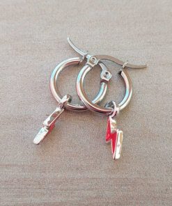 ARO DE ACERO ARGOLLA 14 MM CON RAYO ESMALTADO ROJO