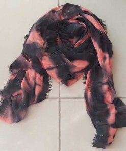 PASHMINA DESFLECADA BATIK CON LENTEJUELAS GRIS Y SALMÓN. 140 X 170 CM.