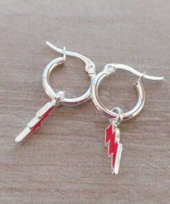 ARO DE ACERO BLANCO ARGOLLA 15 MM CON DIJE RAYO ESMALTADO EN ROJO COLGANTE. LARGO TOTAL 31 MM