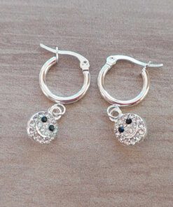 ARO DE ACERO BLANCO ARGOLLA 14 MM CON DIJE SMILE STRASS BLANCO COLGANTE. LARGO TOTAL 29 MM