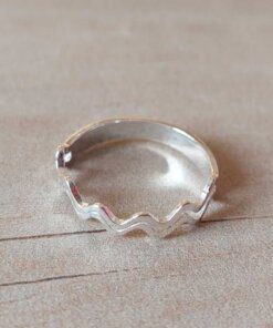 ANILLO DE PLATA DOBLE ZIG ZAG. NÚMERO 13. PESO APROX 1.36 GR.