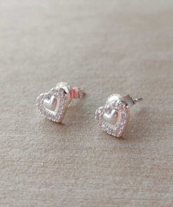 ARO LAMINADO EN PLATA FIGURA CORAZÓN CON MICRO PAVE.