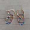 ARO DE ACERO DORADO ARGOLLA 14 MM CON CHAPA GRANDE C/STRASS MULTICOLOR
