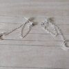 ARO DE ACERO BLANCO SUSANITO CON STRASS BLANCO Y CADENA COLGANTE UNIDA A FRU FRU Y LUNA COLGANTE