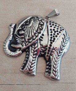 DIJE DE ACERO ELEFANTE HUECO. 51 X 55 MM