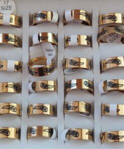 ANILLOS DE ACERO DORADO ALIANZA CON ALA GRABADA X 36 UNIDADES. (MEDIDAS DEL 16 AL 19)