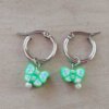 ARO DE ACERO ARGOLLA 14 MM CON DIJE MARIPOSA VERDE OSCURO COLGANTE