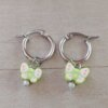 ARO DE ACERO ARGOLLA 14 MM CON DIJE MARIPOSA VERDE CLARO COLGANTE