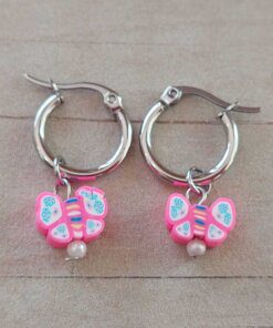 ARO DE ACERO ARGOLLA 14 MM CON DIJE MARIPOSA FUCSIA COLGANTE
