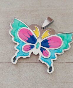 DIJE DE ACERO MARIPOSA ESMALTADA MULTICOLOR. 45 X 31 MM