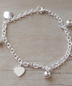 PULSERA DE ACERO BLANCO ESLABÓN TIFFANY CON BOLITAS Y DIJES DE CORAZÓN. LARGO 18,5 CM