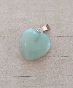 DIJE DE ACERO PIEDRA CUARZO VERDE EN FORMA DE CORAZÓN. 20 MM