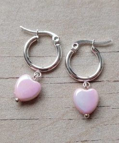 ARO DE ACERO BLANCO ARGOLLA 14 MM CON DIJE CORAZÓN PERLADO ROSA