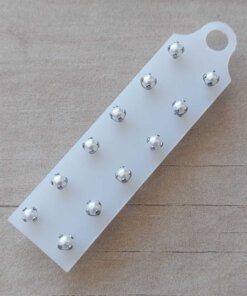 BLISTER DE AROS DE ACERO PERLA BLANCA ENGARZADA 4 MM X 6 PARES