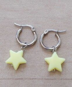 ARO DE ACERO ARGOLLA 14 MM CON ESTRELLA ACRÍLICO COLGANTE