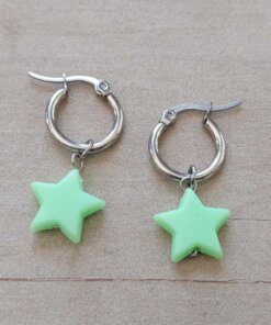 ARO DE ACERO ARGOLLA 14 MM CON ESTRELLA ACRÍLICO COLGANTE