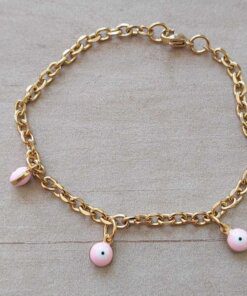 PULSERA DE ACERO DORADO ESLABÓN TIFFANY DIAMANTADA CON OJITOS ROSAS ESMALTADOS COLGANTES. LARGO 19 CM